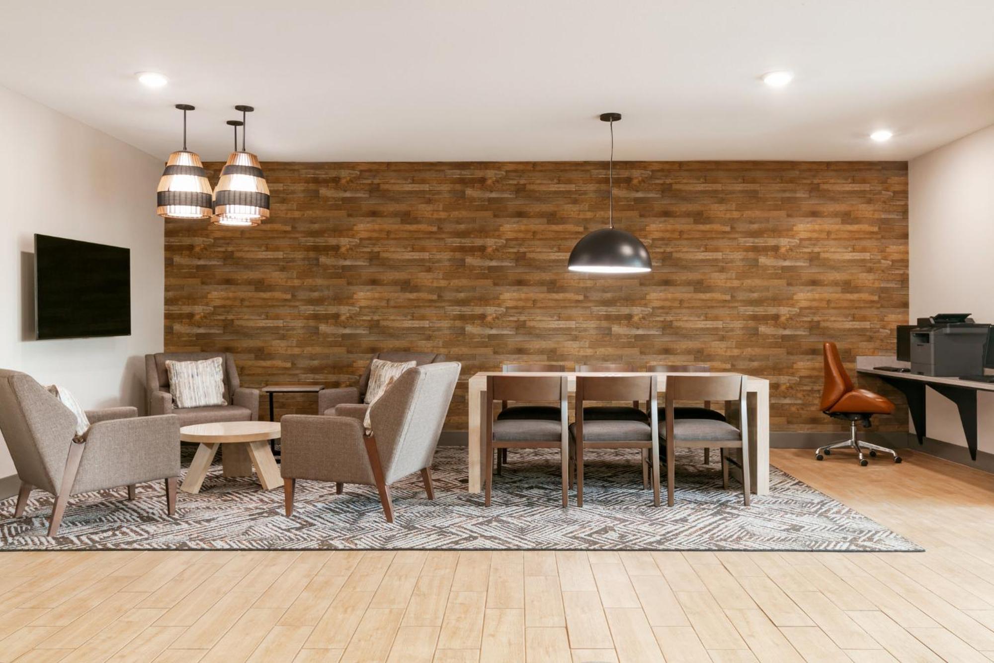 Candlewood Suites Kansas City Northeast By Ihg Bagian luar foto