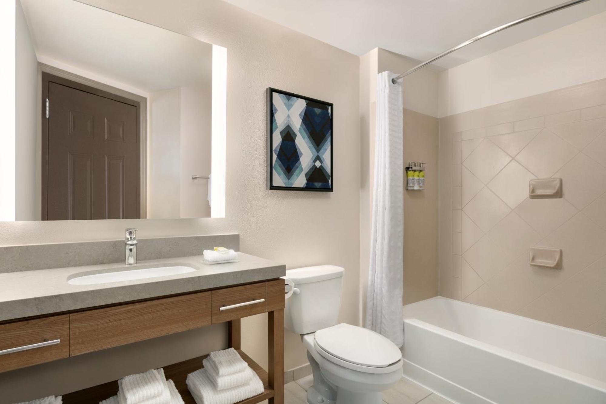 Candlewood Suites Kansas City Northeast By Ihg Bagian luar foto