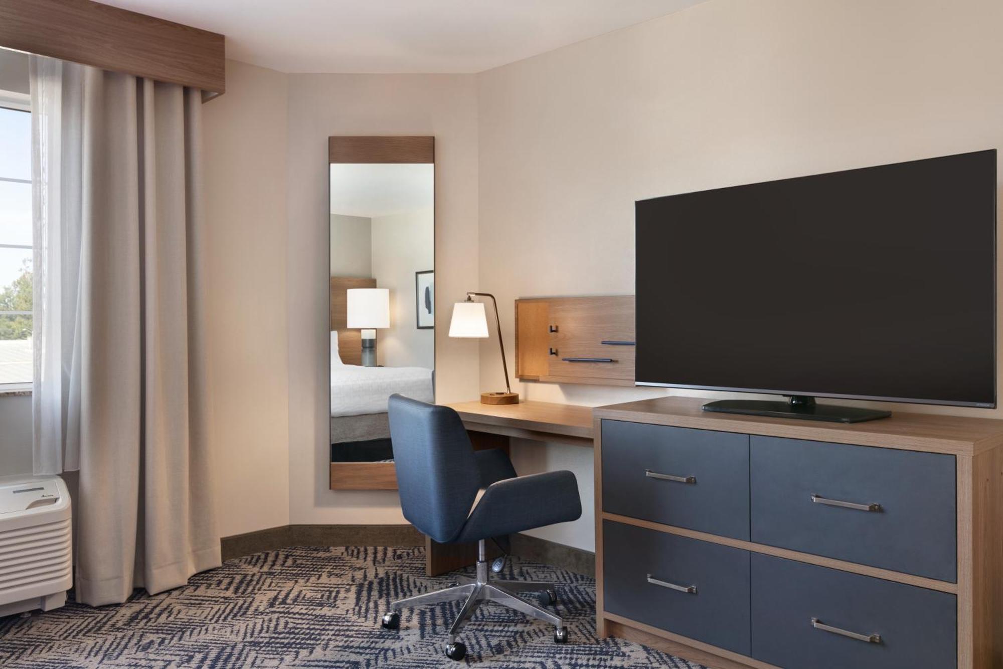 Candlewood Suites Kansas City Northeast By Ihg Bagian luar foto