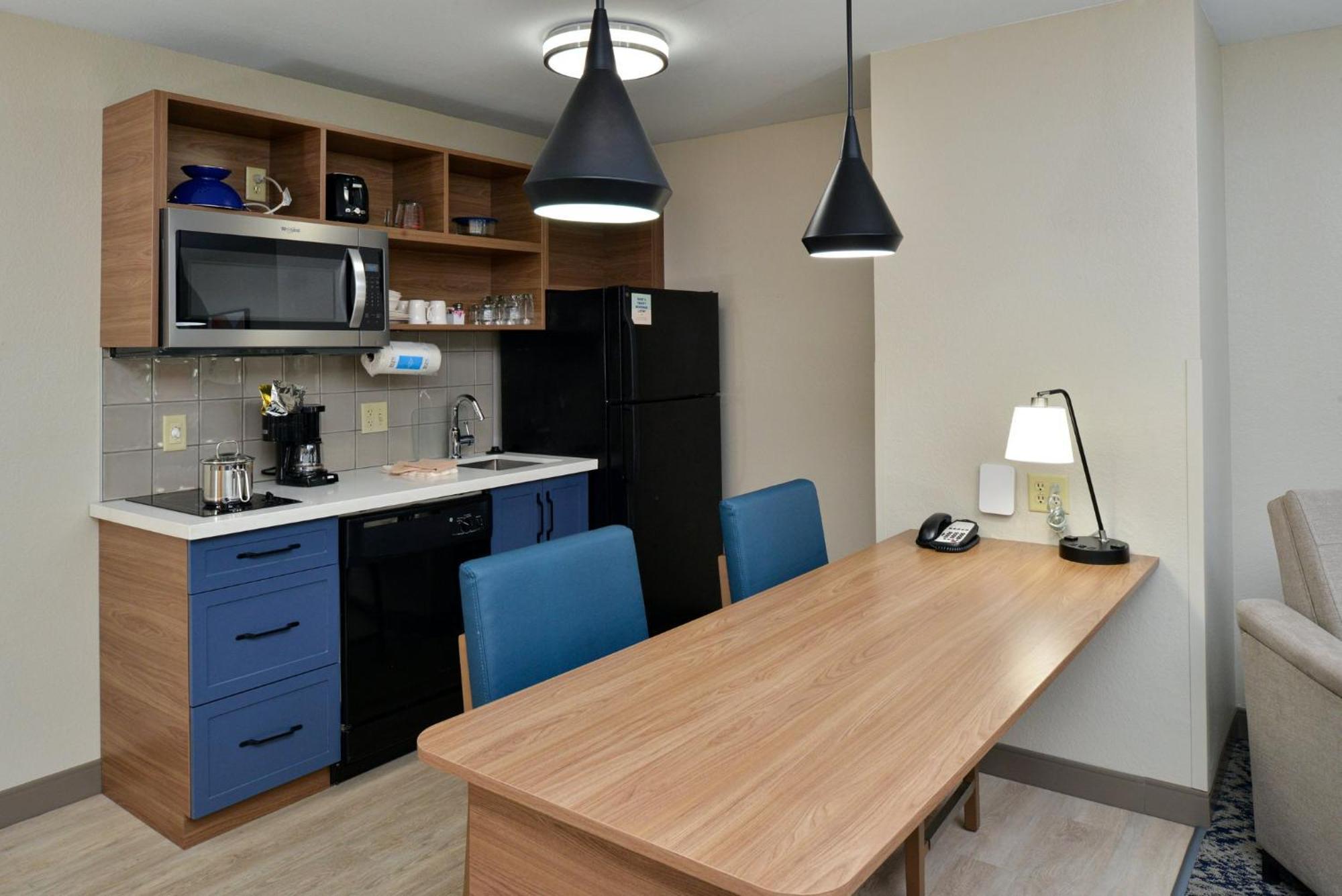 Candlewood Suites Kansas City Northeast By Ihg Bagian luar foto