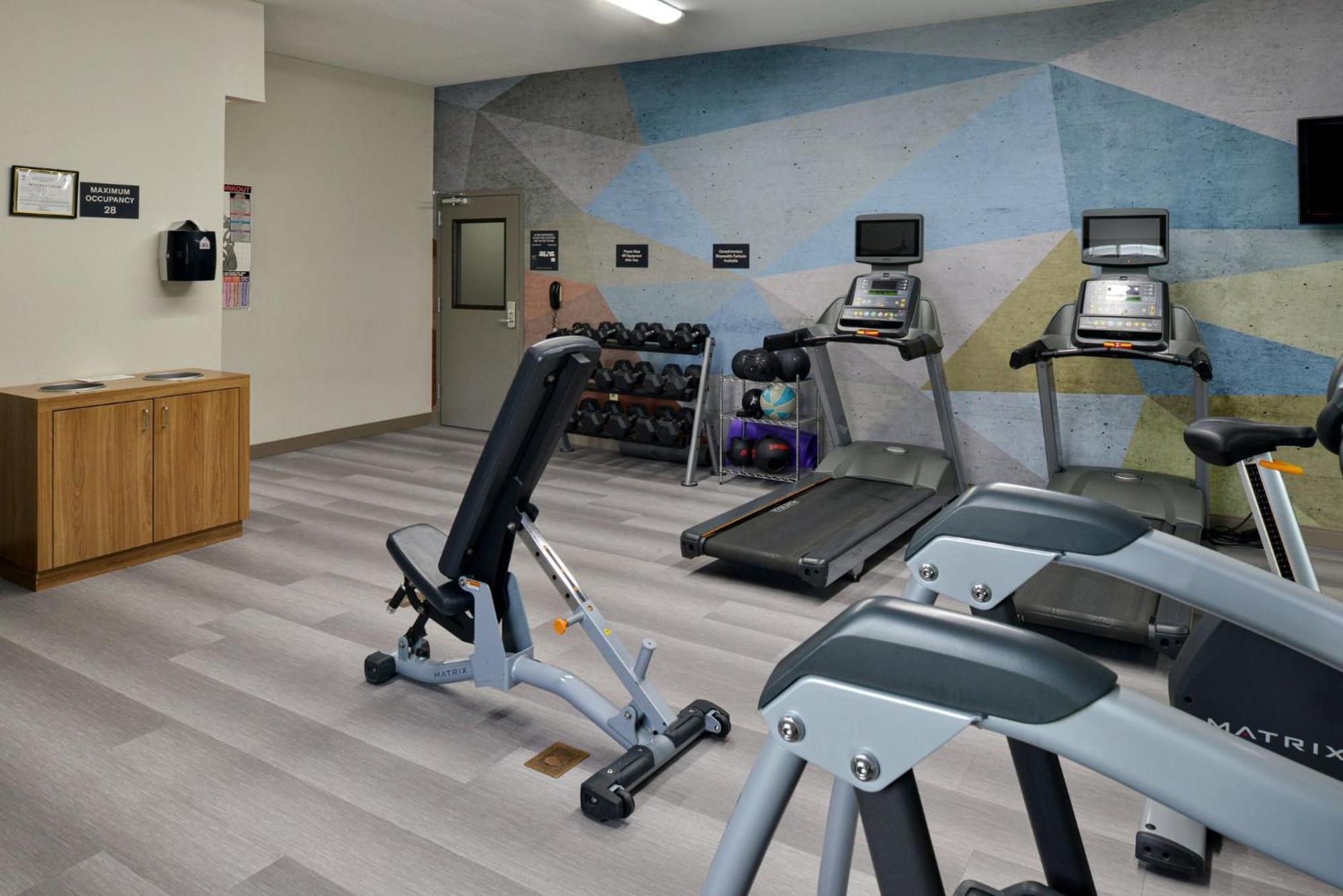 Candlewood Suites Kansas City Northeast By Ihg Bagian luar foto