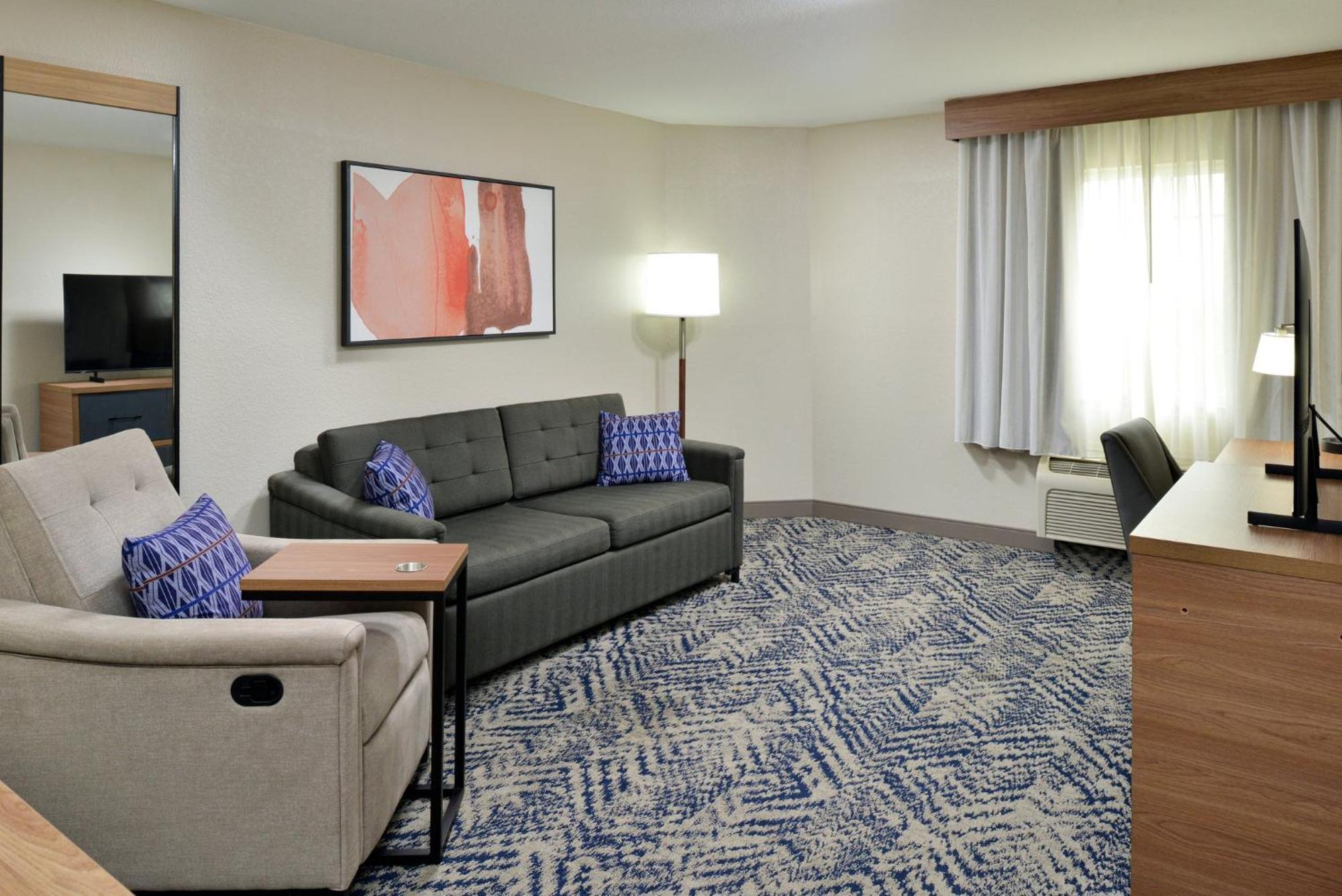 Candlewood Suites Kansas City Northeast By Ihg Bagian luar foto