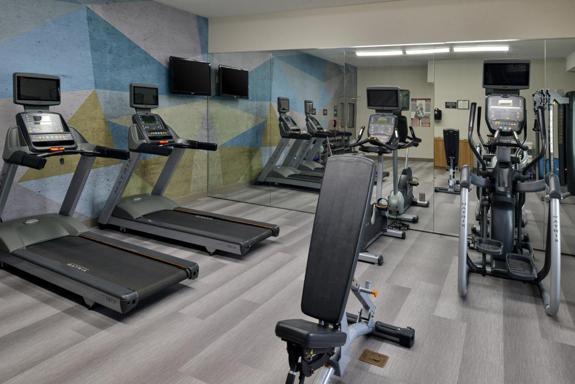 Candlewood Suites Kansas City Northeast By Ihg Bagian luar foto